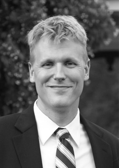 Photograph of Eric J. Moutz, Trial Attorney and Mediator at The Law Offices of Eric J Moutz